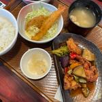 彩り野菜の黒酢唐揚げ