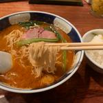 だんだん麺中辛麺カタ(はしご 本店)