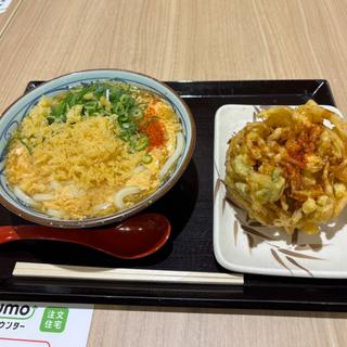 玉子あんかけうどんとえびアボガドかき揚げ