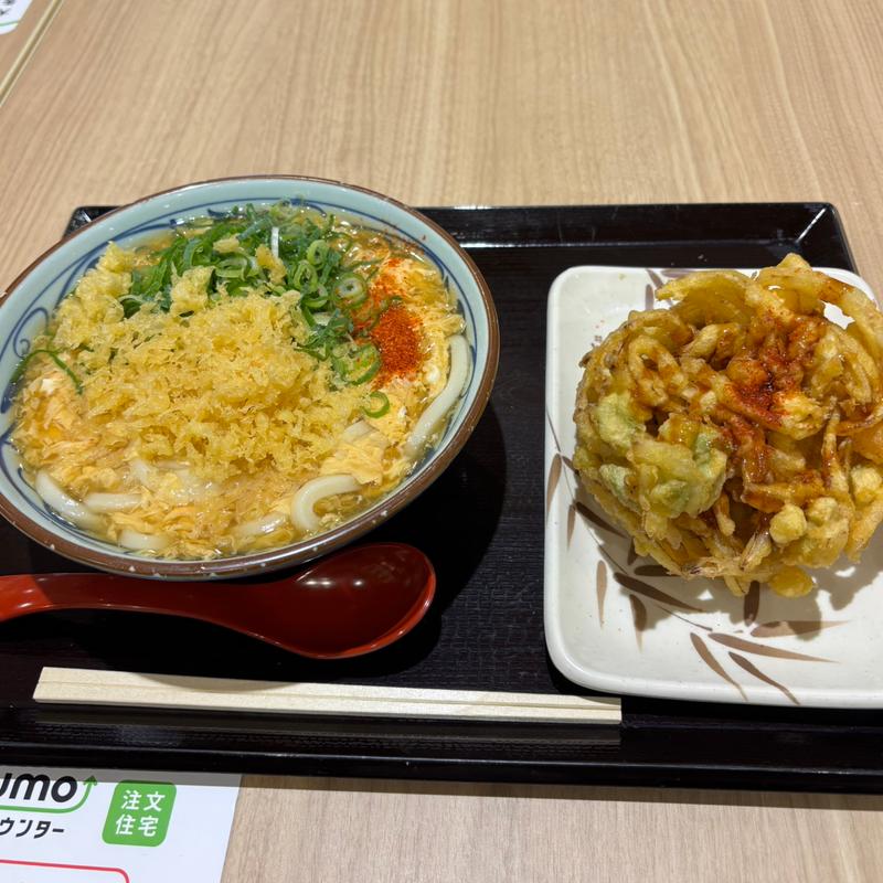 玉子あんかけうどんとえびアボガドかき揚げ(丸亀製麺イオンモール岡崎)