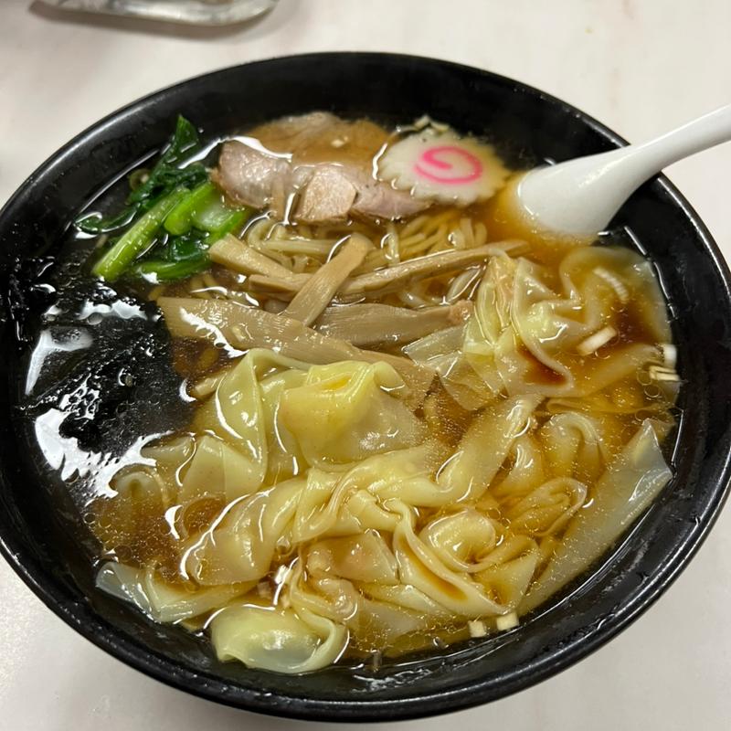 ワンタンメン大盛り(中華料理 クサカ亭)