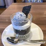 濃厚黒ごまプリン
