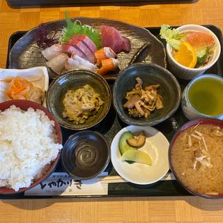 刺身定食(しゃかりき )