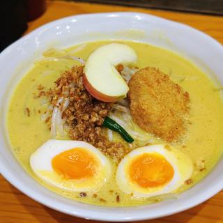 青森津軽味噌牛乳カレーらーめん＋煮卵(田所商店 関内店(5/15オープン))