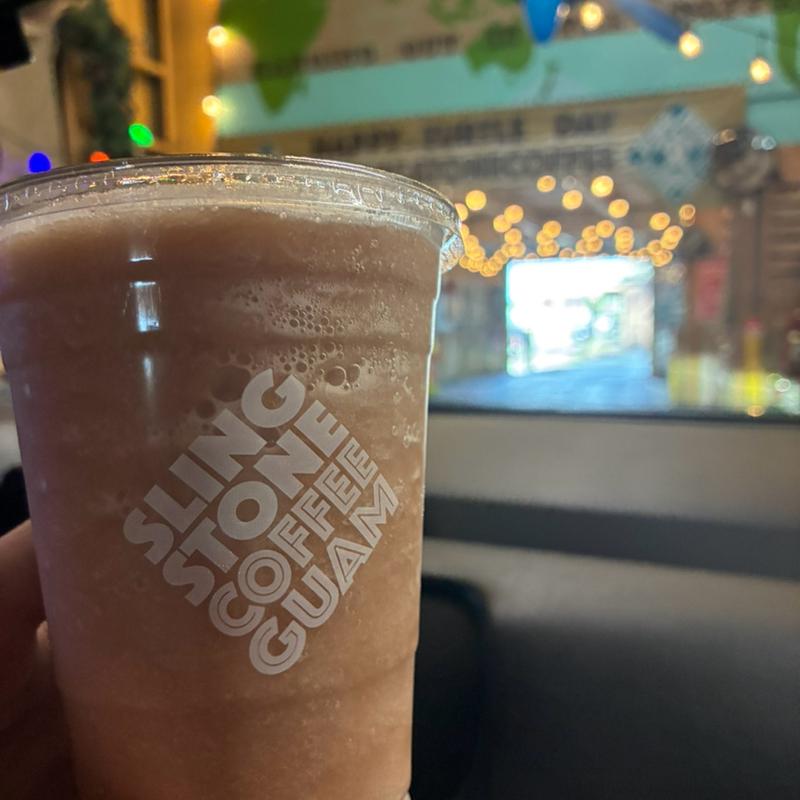 カフェラテ(Slingstone Coffee+Tea)