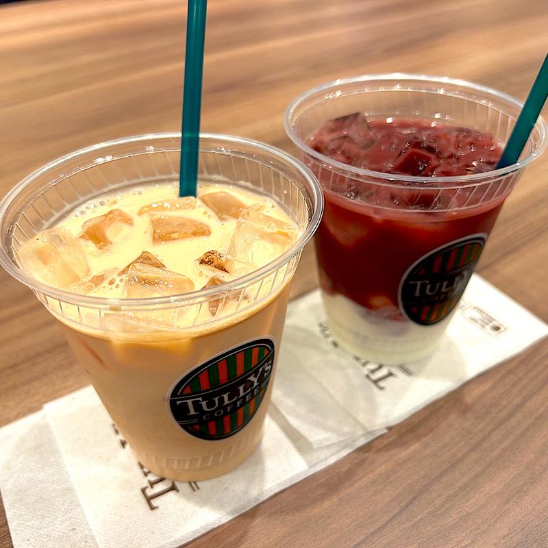 チャイミルクティー、ヨーグルト＆アサイー(タリーズコーヒー 麹町店)