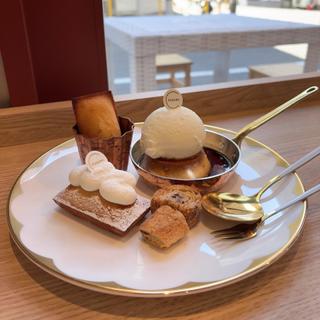 ちひろプリンセット(ちひろ菓子店&Cafe 北浜)