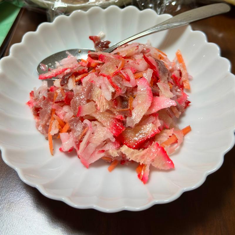 くじらベーコンと野菜のあえもの(魚勝)