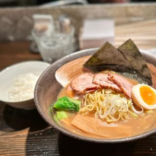 イチサンゴヨンマイチャーシューノリタマハンハンゴハンハンブン