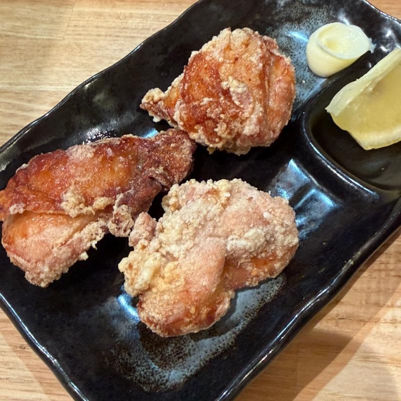 鶏の唐揚げ 3個(まこと屋)