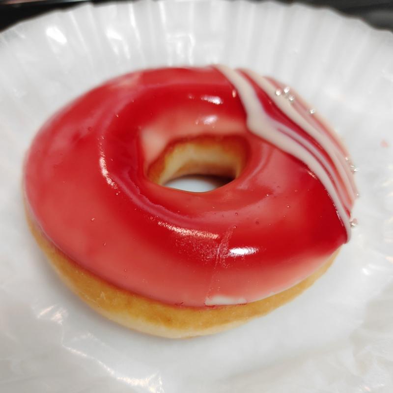 ラッキーストロベリーリング(クリスピー・クリーム・ドーナツ 渋谷シネタワー店)