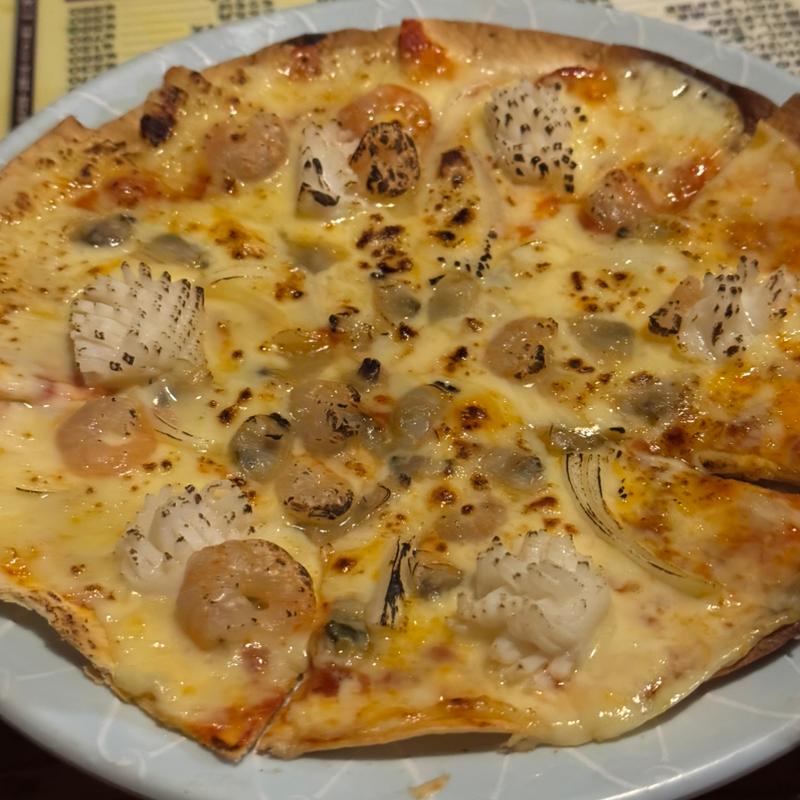 シーフードピザ(居酒場らーめんゆう太)