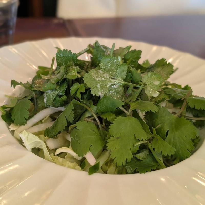 パクチーサラダ(紅虎餃子房 広島店 )