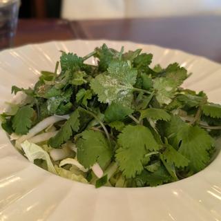 パクチーサラダ(紅虎餃子房 広島店 )
