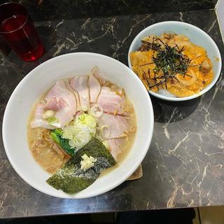 塩豚骨らーめん 麺200g 龍のたまご丼(群青 )