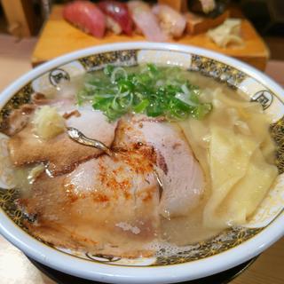すごい煮干しラーメン(塩)+九条ねぎ(すごい煮干ラーメン野毛 すし 釣りきん)