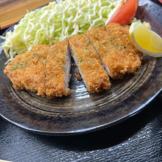 和豚もち豚カツ定食(ふうりん福亭)