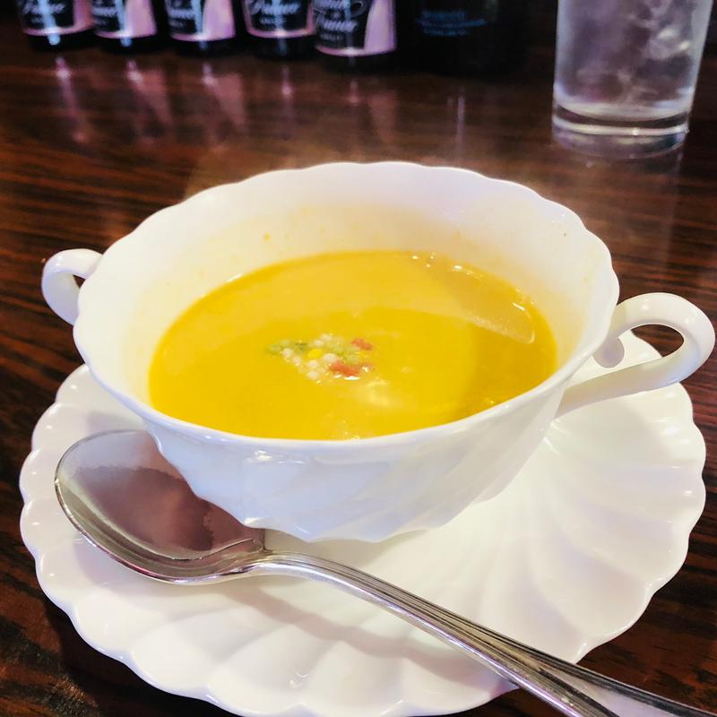 コーンスープ_お昼の食事(ステーキハウス花の木)