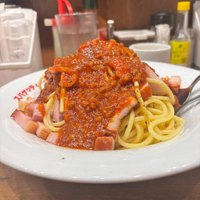 メガミートソース ベーコン(スパゲッティーのパンチョ 新橋店)
