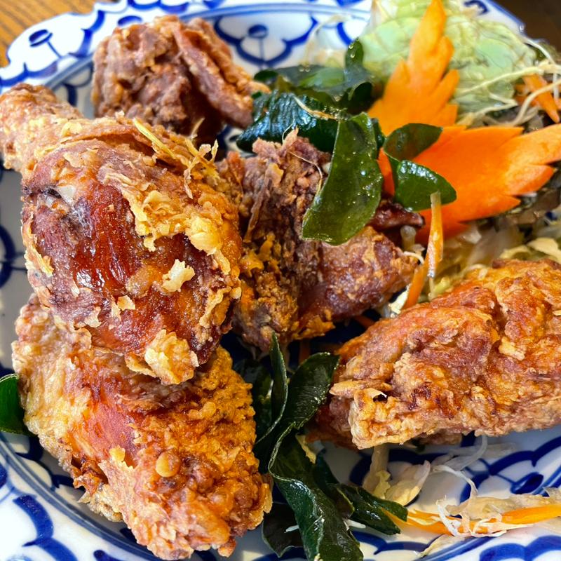 地鶏バーベキュー(鶏もも肉)(カフィアライム)