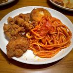 ナポリタン、唐揚げ、フライドポテト