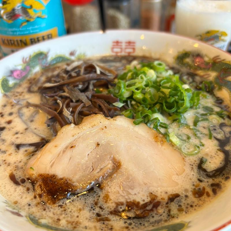 車だるまラーメン(濃厚豚骨ラーメン だるま一家宇都宮分店)