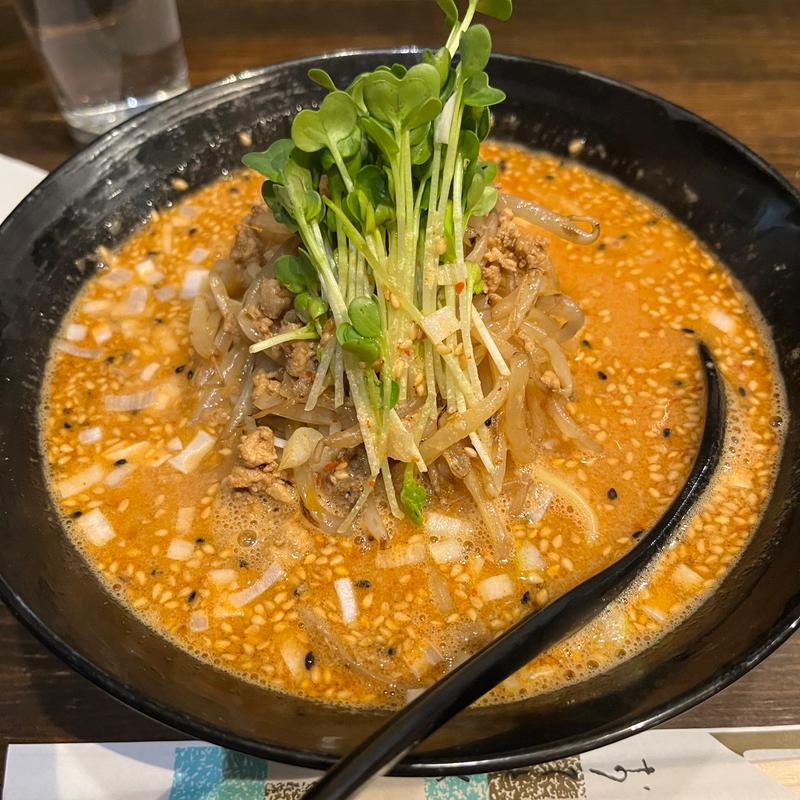 薬膳担々麺(陽華楼)