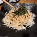 大根サラダ(おばんざい かもめ)