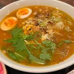 焼きチーズカレーラーメン