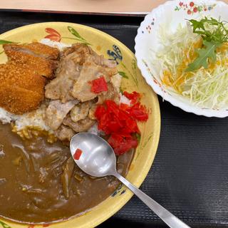 手作りカレーとチキンカツ スタミナ焼ハーフ