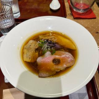 "芳醇" 醤油らー麺