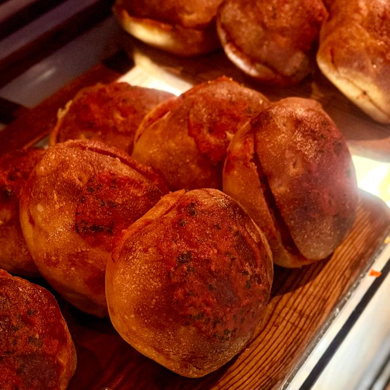 明太トマトフォカッチャ(アマムダコタン表参道店)