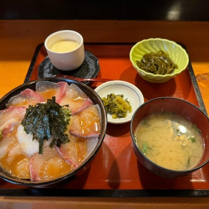 かんぱち丼(いそざき)