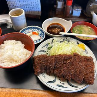 ロースかつ定食(とんかつ 五郎十 （ごろうじゅ）)