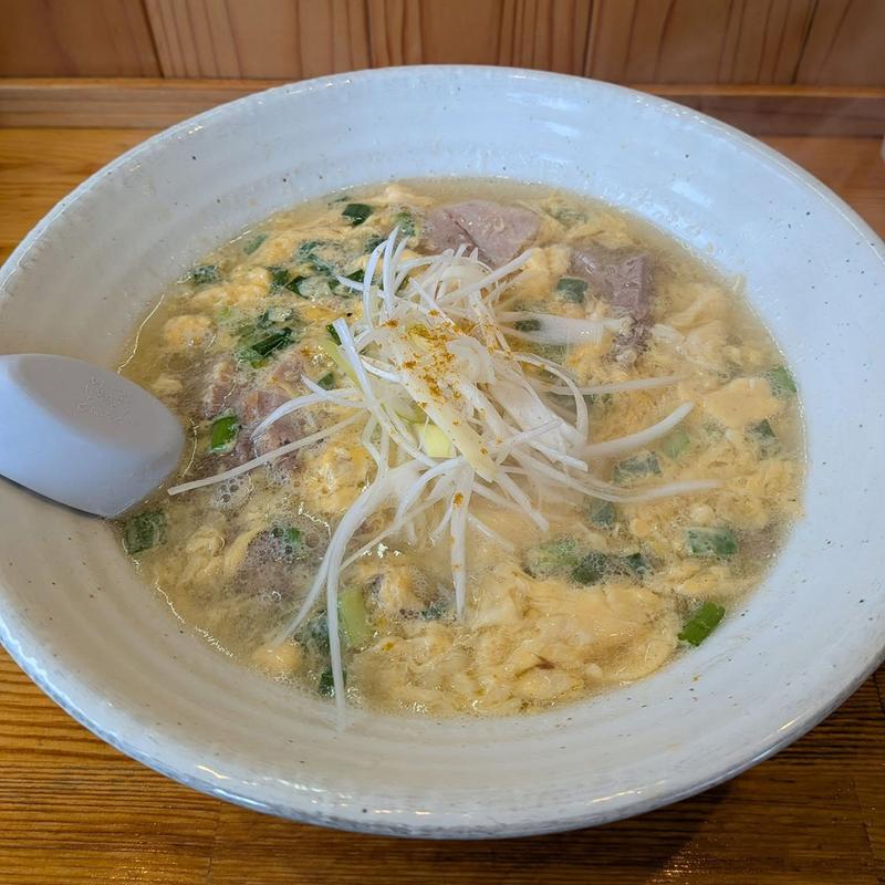 ニラ玉塩ラーメン(拉麺食道)