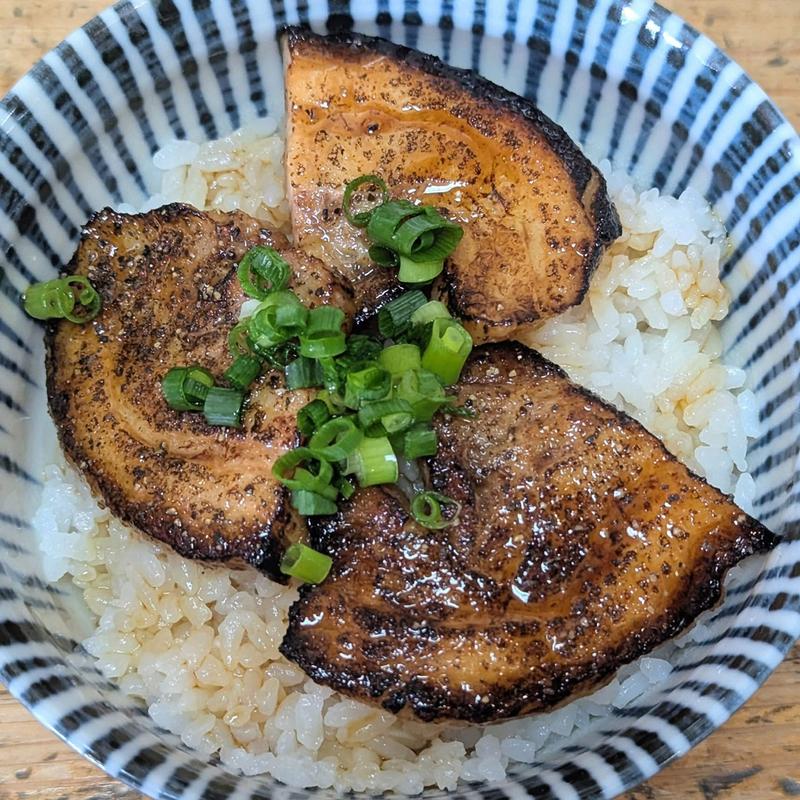 肉飯(らぁ麺ここん)