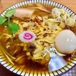 限定②炙りチーズカレーラーメン＋味玉