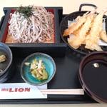 季節の天ぷらとざる蕎麦(沼津国際カントリークラブ)