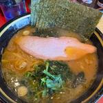 ラーメン(!並) 海苔トッピング(家系ラーメン 稲葉家  王道之印)