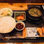 オンマのテールスープ定食(コリアンダイニング リー)