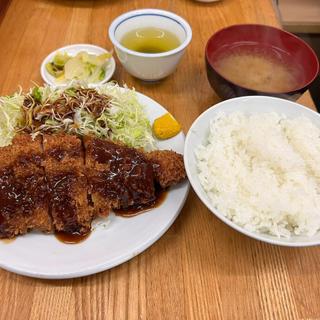 上ロースカツ定食