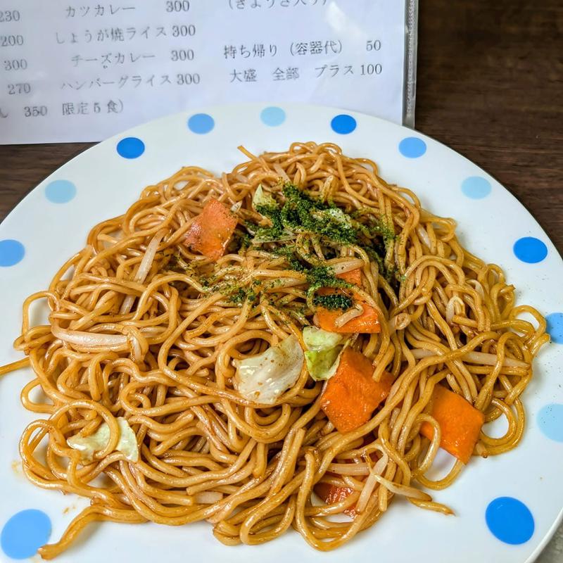 やきそば(民宿 食堂 武蔵)