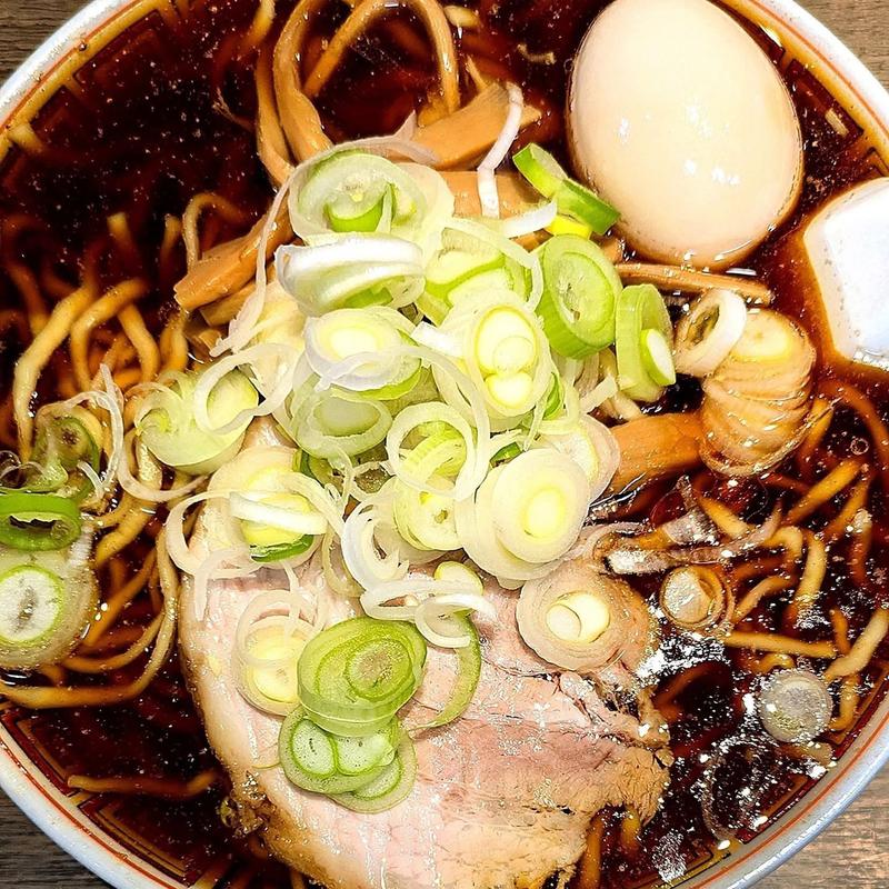 味玉中華そば 大盛 中太麺(丸中華そば)