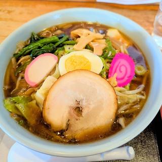 五目醤油ラーメン(そば処はつね )