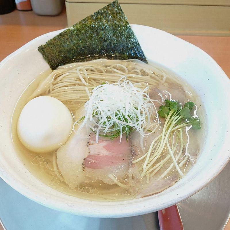 塩らーめん　玉子(わらび)