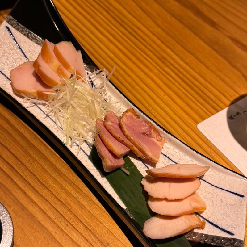 スモークの盛り合わせ(もも、むね、ささみ)(焼き鳥 鳥抱月 （ヤキトリ トリホウゲツ）)