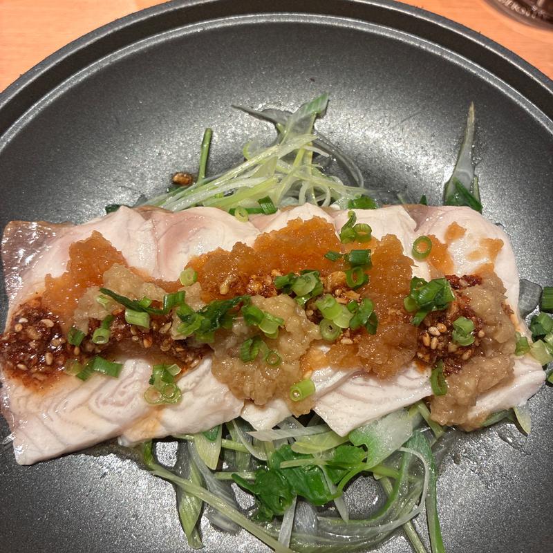 錦江湾産かんぱちの陶板蒸し(ヱビスバー 札幌アピア店 (YEBISU BAR Sapporo Apia))