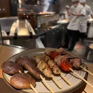 椎茸 もも肉 トマト ねぎ間 串