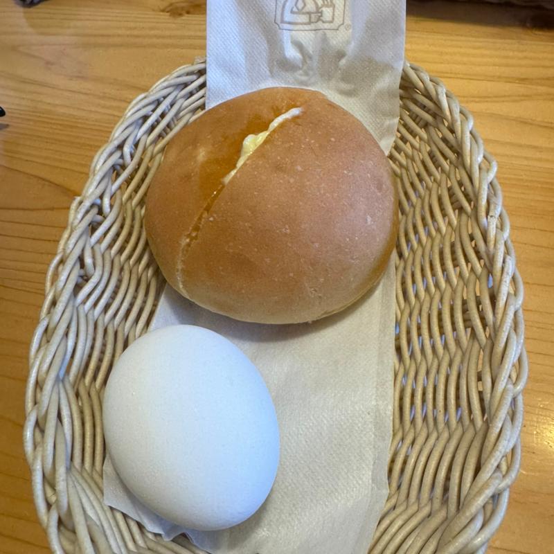 モーニング ローブパン(コメダ珈琲店 三木平田店)