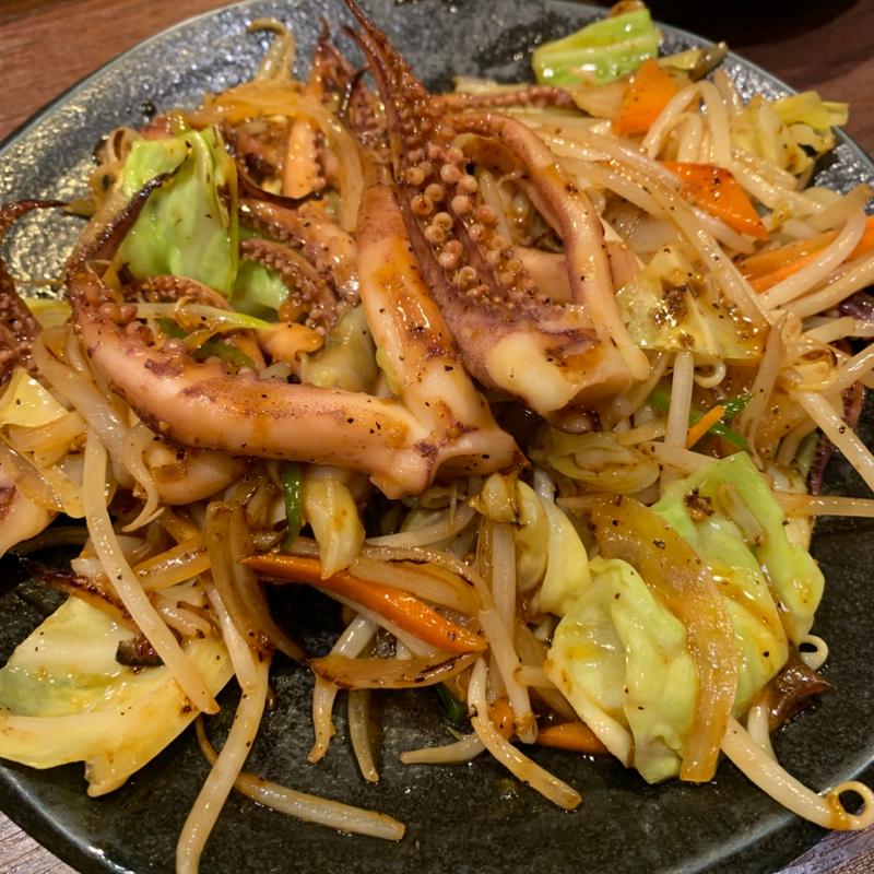 野菜とイカ下足の山賊炒め(清龍 池袋西口店)